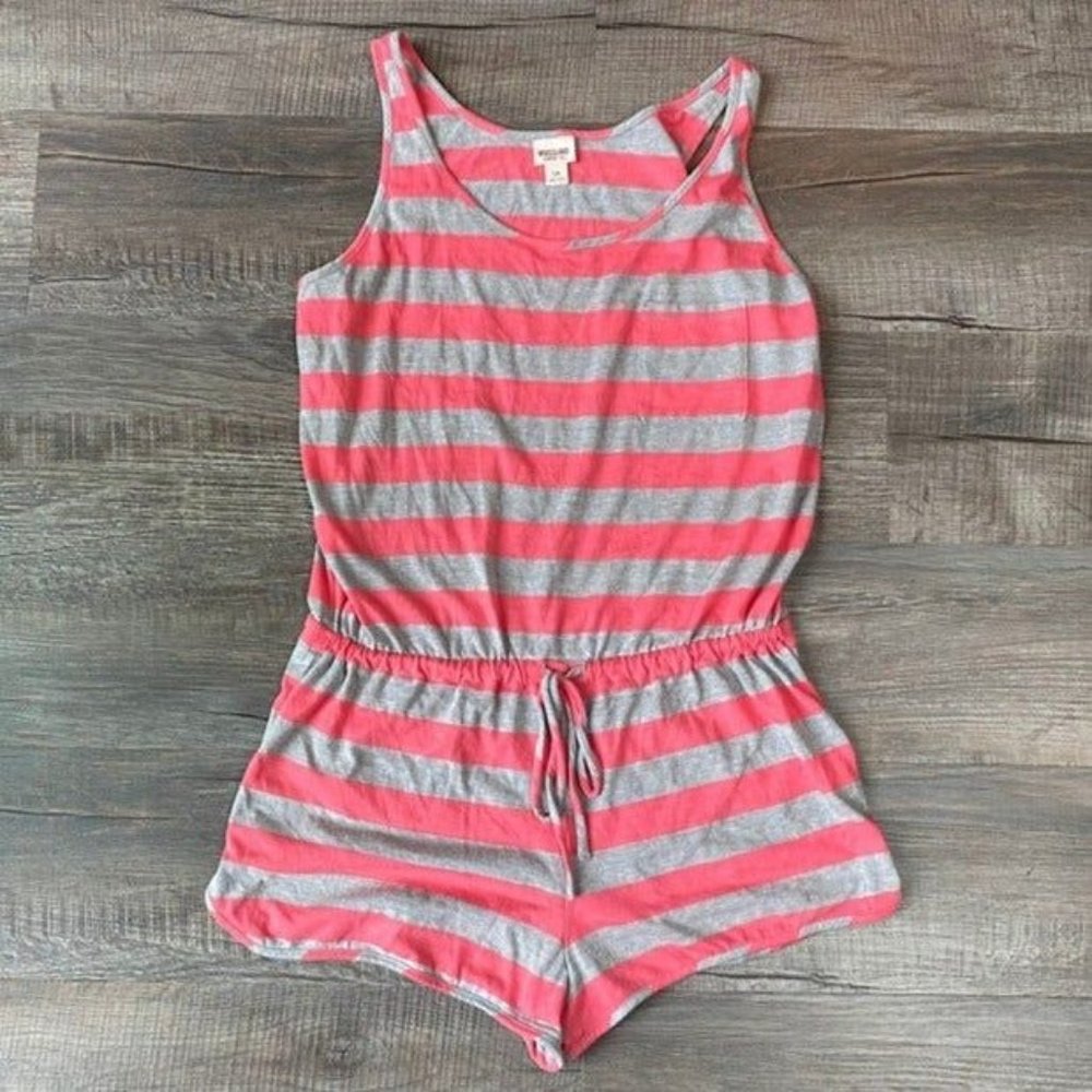 Mossimo Striped Sleeveless Shorts Romper Jumpsuit Size Large